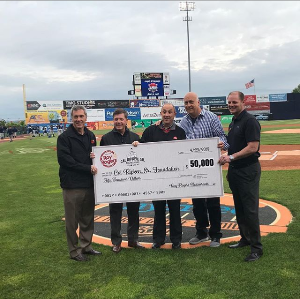 Cal Ripken, Jr. Accepts a $50,000 Check from Roy Rogers